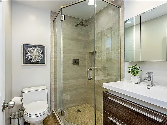 1027 Edmonds Ct — Photo 9
