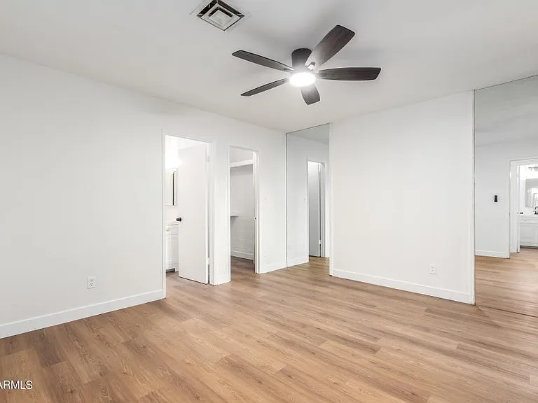 4820 N 89th Ave #100 — Photo 8