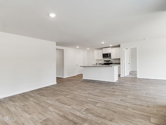 5th image of 1215 King Eider Way Lot 308