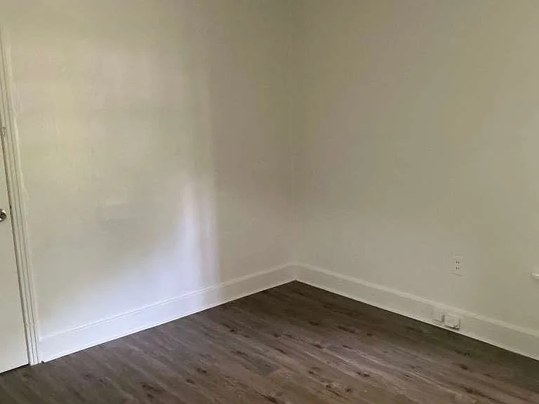 3434 Midlawn Ave — Photo 12