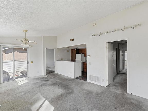 4th image of 4561 Alamo St Unit F