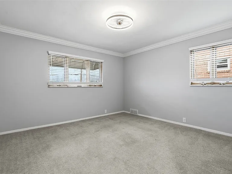 1013 El Rancho Dr — Photo 6