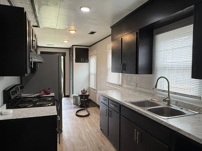 703 Gray Station Rd — Photo 10