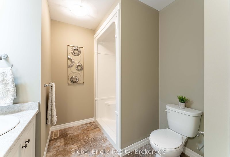Woodstock Townhouse for rent - 3 Bedrooms — photo 16