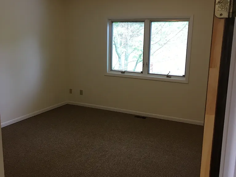 5 Yardley Grn #5 — Photo 17
