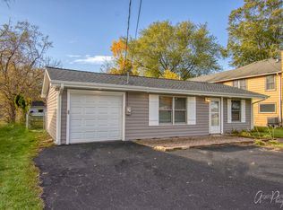 26215 W Heart O Lakes Blvd, Antioch, IL 60002
