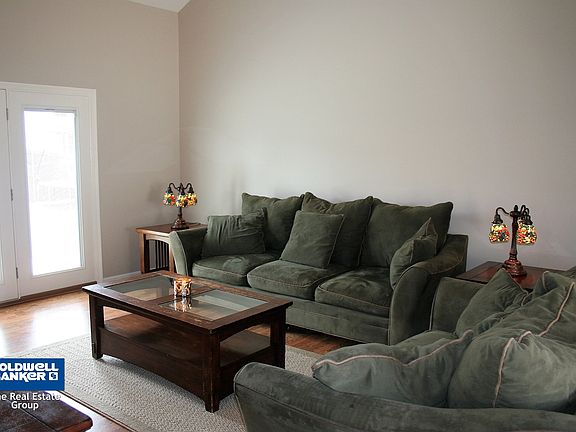 4th image of 432 W Elian Ct
