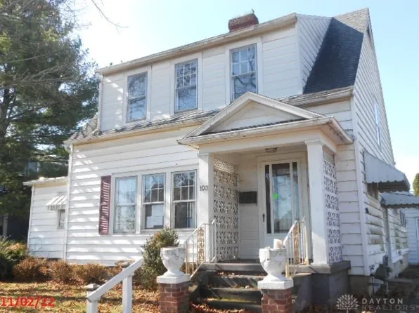 103 N Adams St, New Carlisle, OH 45344