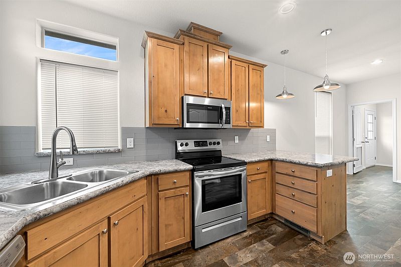 4th image of 4672 Birch Bay Lynden Road #86