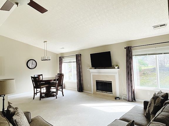 2nd image of 5625 Baywatch Way APT 304