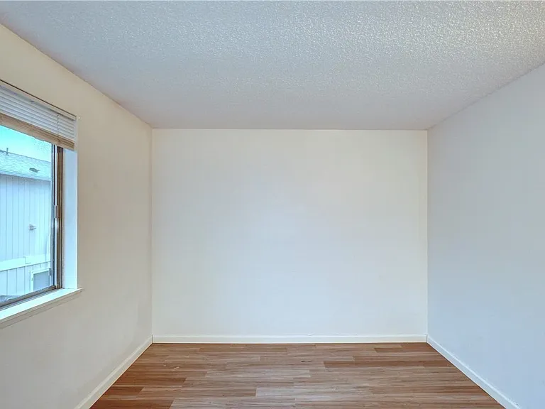 10332 15th Avenue Ct E — Photo 7