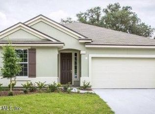 11715 Parker Lakes Dr, Jacksonville, FL 32221