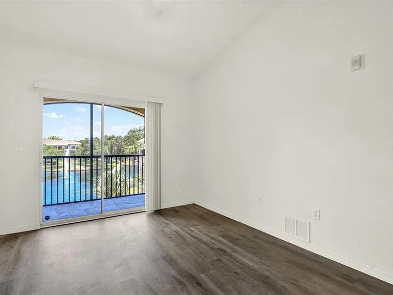 10201 Courtney Palms Blvd #304 — Photo 18