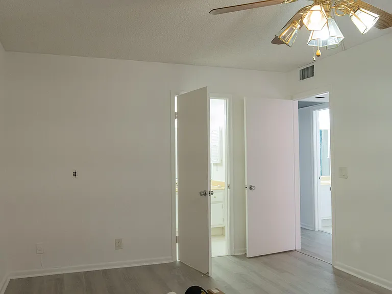 400 SW 134th Way #302F — Photo 37