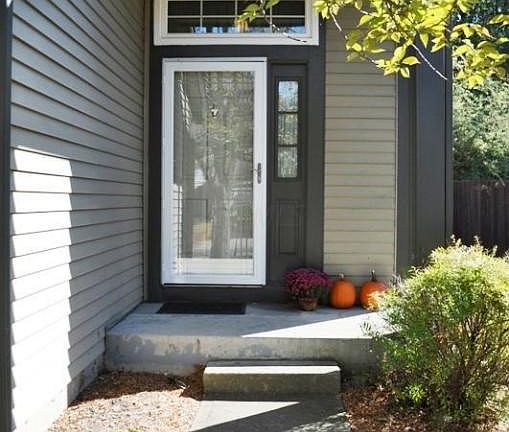3rd image of 1678 Jupiter Ave