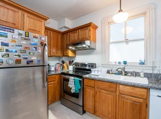 15 Traymore St #1, Cambridge, MA 02140