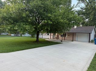 417 Ingle Dr, Ossian, IN 46777