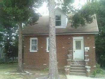 1st image of 362 Maple Ave