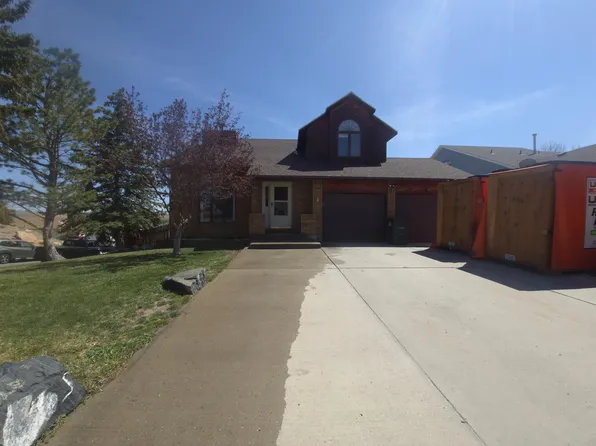 1717 Overland Dr, Rock Springs, WY 82901