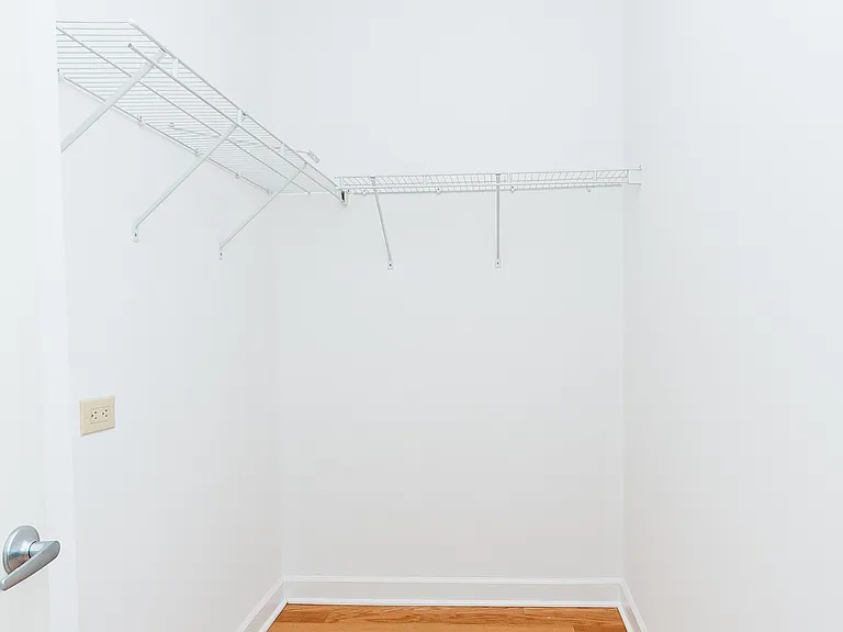 451 W Huron St #703 — Photo 21