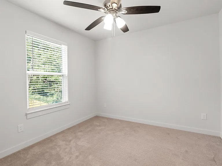 312 E Shepherd St #312 — Photo 13