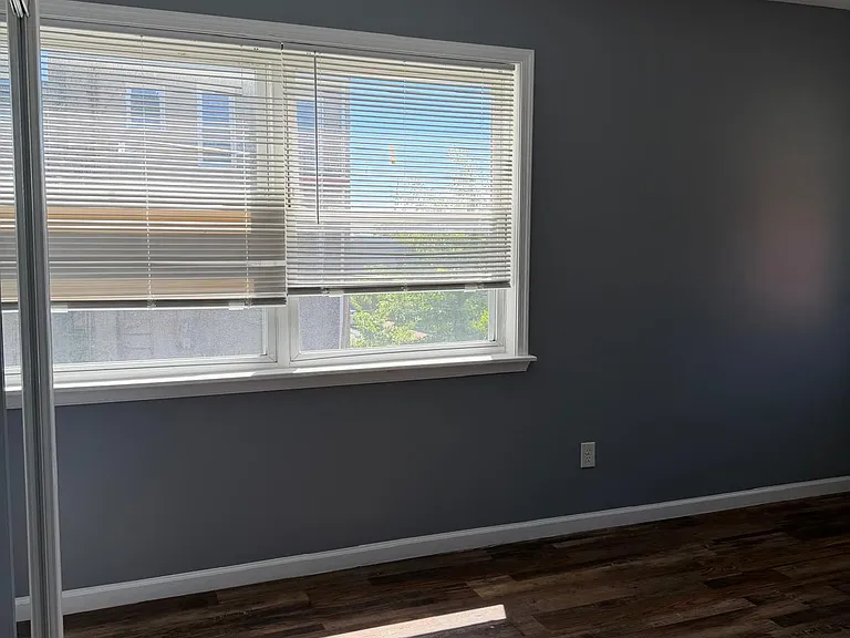 1514 E Lafayette Ave — Photo 21