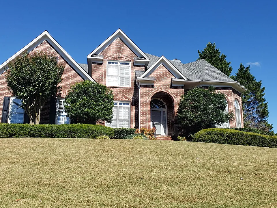 3281 Winthrop Cir
