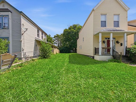 2nd image of 1426 Kendall St