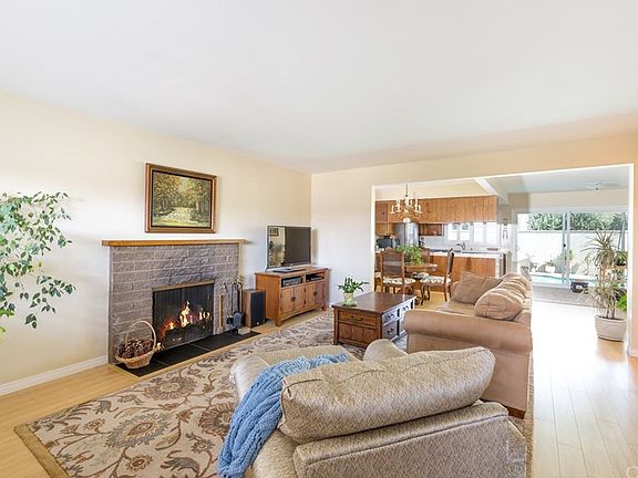 5th image of 2261 W 230th St