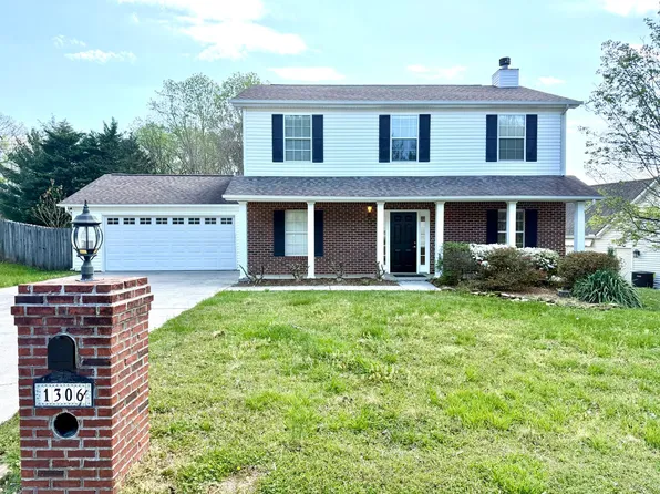 1306 Chatam Ridge Ln, Knoxville, TN 37932