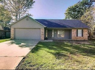 27 Green Oak Cir, Nash, TX 75569