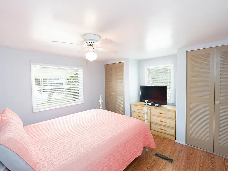 603 Locarno Dr — Photo 15