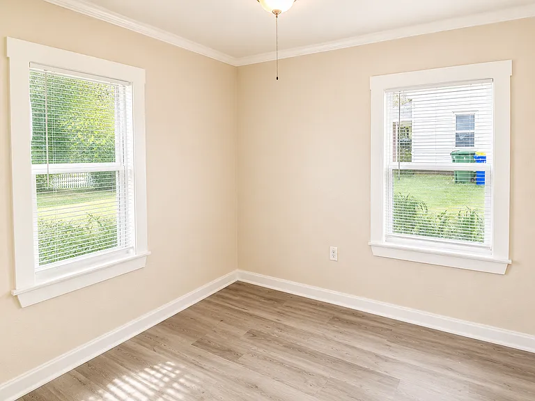 591 Joy Dr — Photo 11