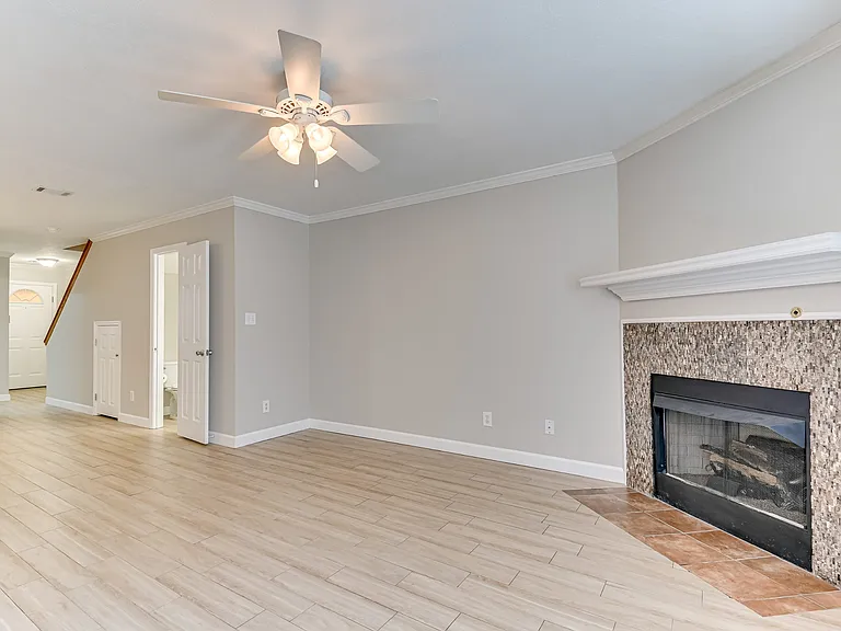 4680 Brookwood Ln — Photo 7