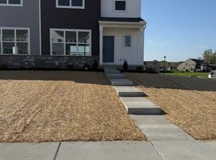 50 N Conifer Dr, Elizabethtown, PA 17022