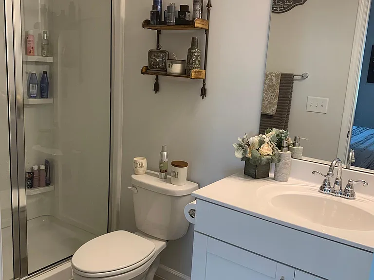 196 Liam St — Photo 11