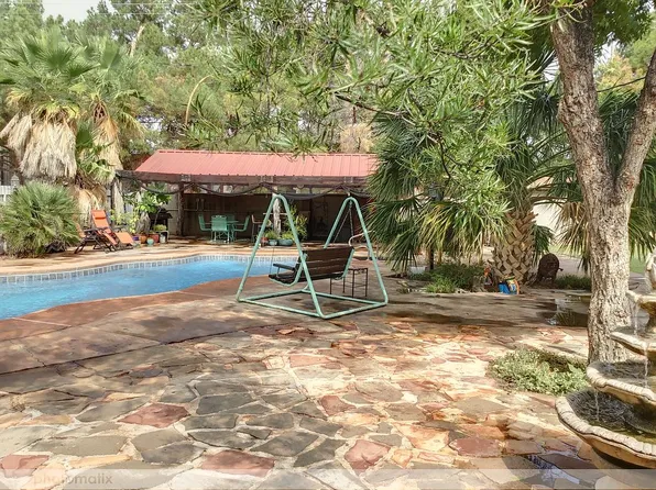 1008 S Calvin Ave, Monahans, TX 79756