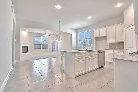 2417 Griffith Park Dr — Photo 7