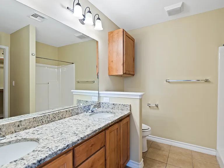 13673 Teague Ln — Photo 5