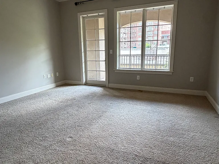 2600 Highland Ave S #204 — Photo 8