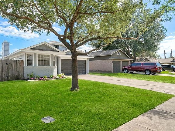 2nd image of 11927 Westwold Dr