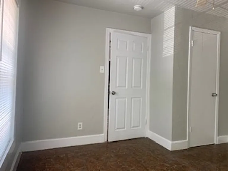 807 Bowie St #B — Photo 13