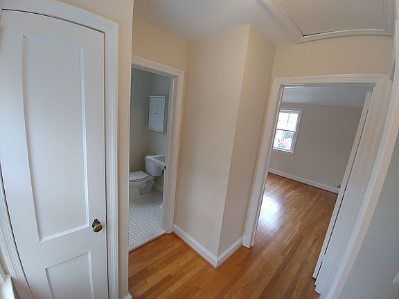 4th image of 2430 N Powhatan St