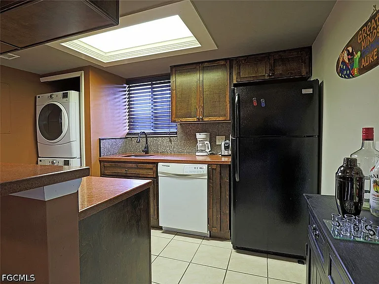 5804 Newfoundland Cir #1 — Photo 12