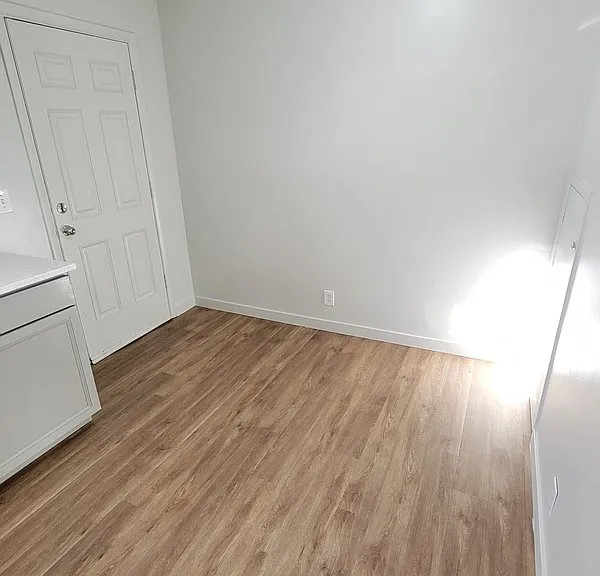 586 W Tiffany Town Dr #1 — Photo 7