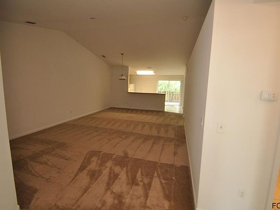 3rd image of 28 Pine Haven Dr