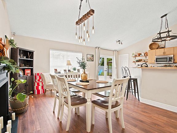 3rd image of 4156 SW Belshaw Street