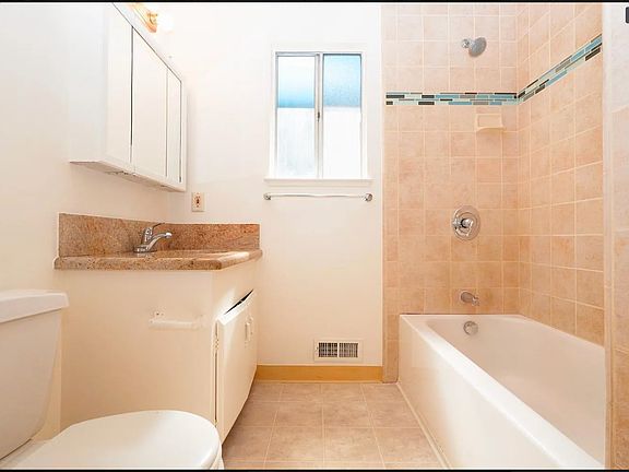 5th image of 653 Vasona Ct
