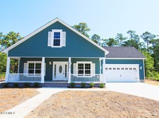 215 Brook Xing, Swansboro, NC 28584