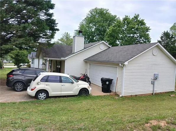 60 Angela Ln, Dawsonville, GA 30534